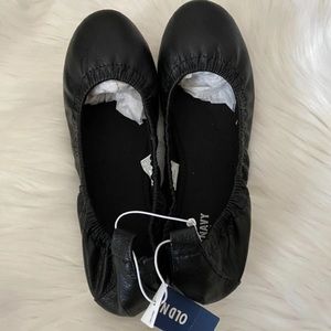 NWT Black Stretch Flats